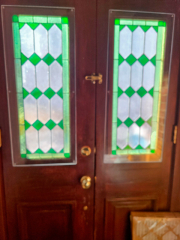 door-green-window